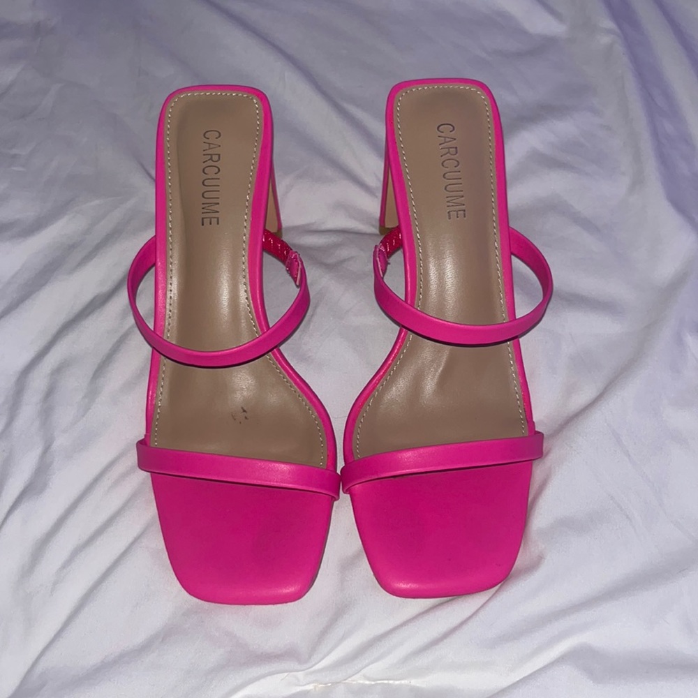 pink heels